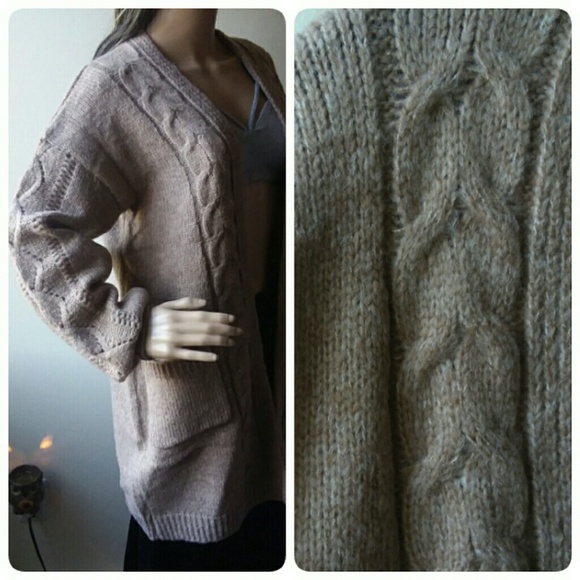 ONLY SMALL LEFT! CABLE KNIT CHUNKY MOCHA CARDIGAN! - Picture 4 of 6